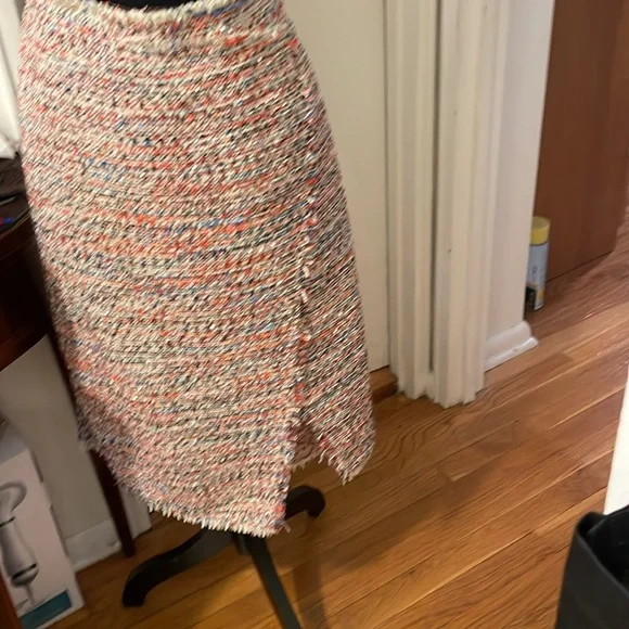 Ladies skirt suit -new - Picture 7 of 7